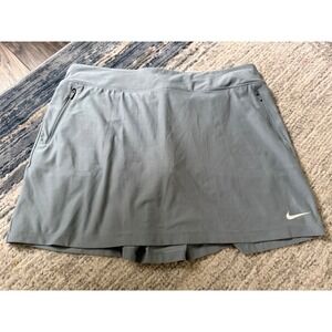 Nike Golf Tour Performance Dri-Fit Skort Women's XL Athletic Skirt with shorts‎